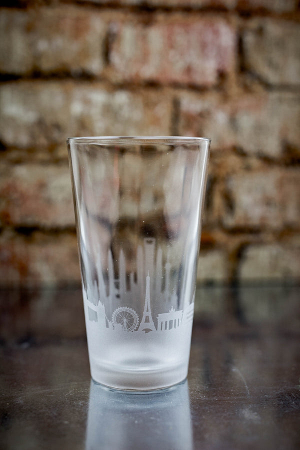 Traveler World Landmark  Skyline Pint Glass Barware - Urban and Etched