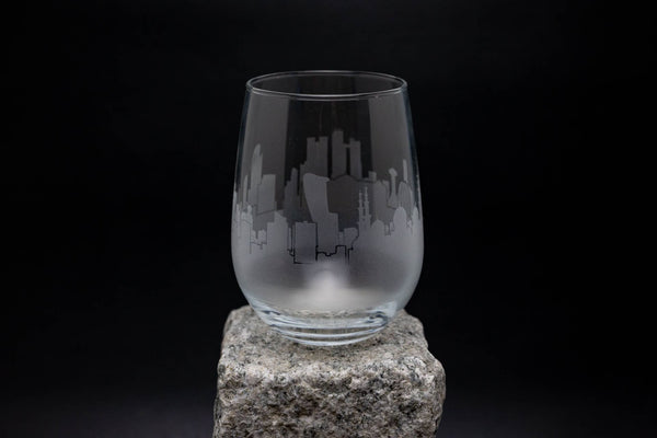 Abu Dhabi (UAE) Skyline Wine Glass