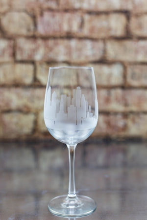 Philadelphia Skyline Wine Glass Barware - Urban and Etched