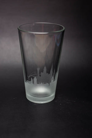 Edinburgh Skyline Pint Glass Barware - Urban and Etched
