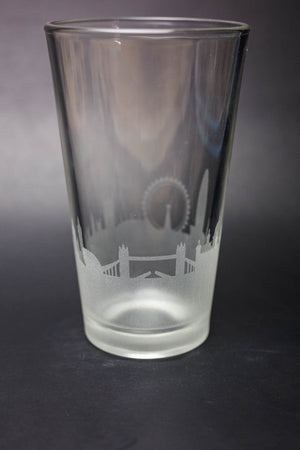 London Skyline Pint Glass Barware - Urban and Etched