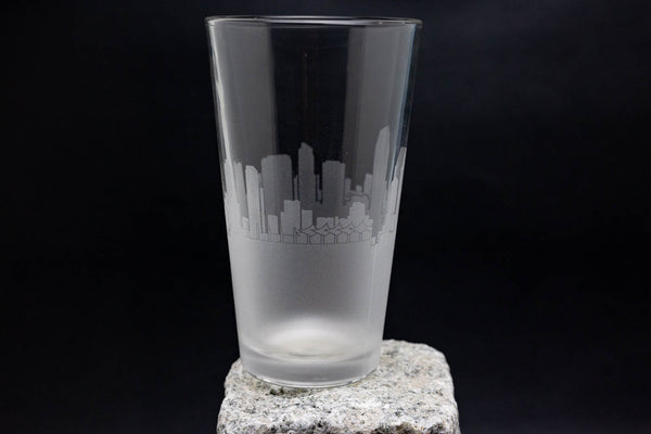 San Diego, California Skyline Etched Pint Glass Barware